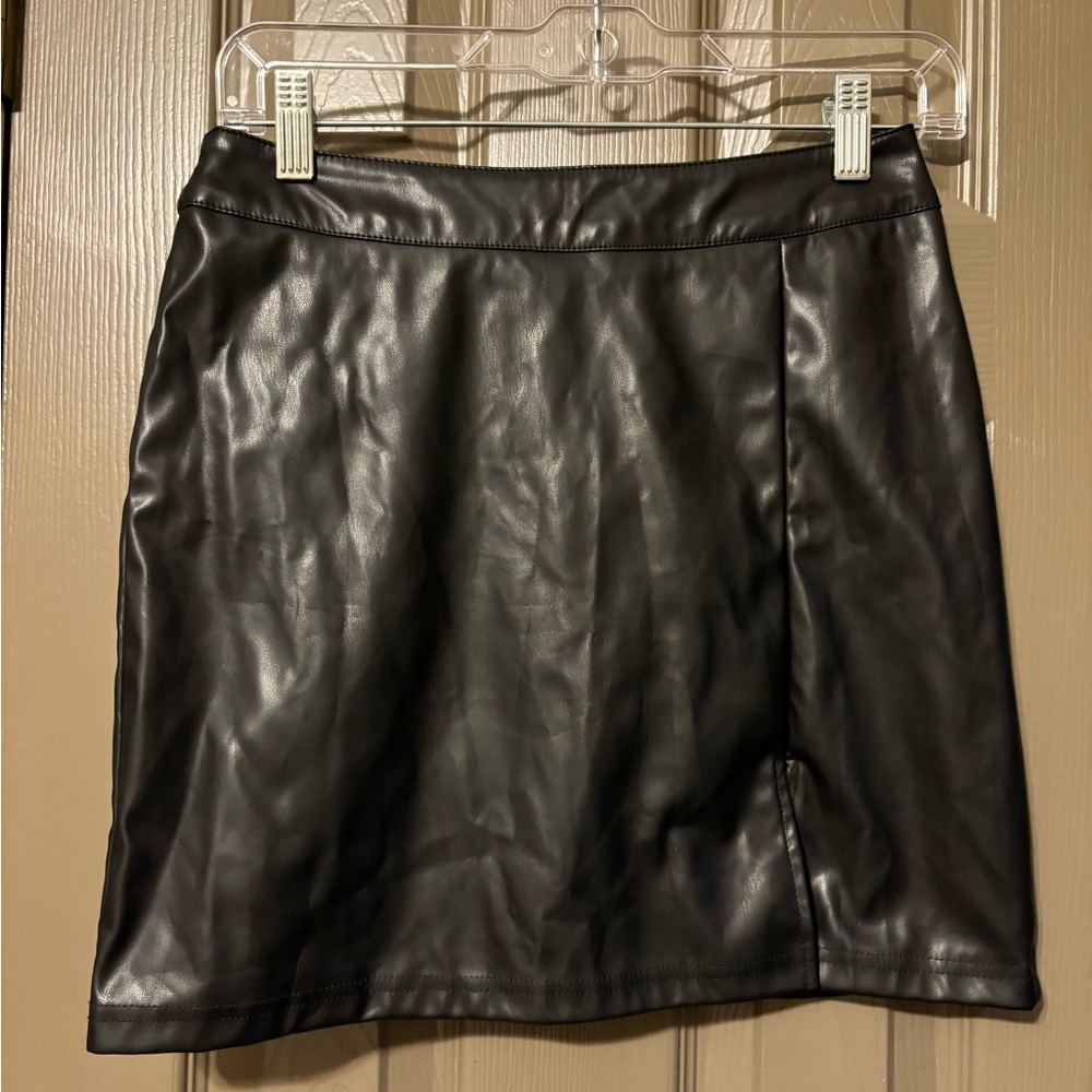 Black skirt